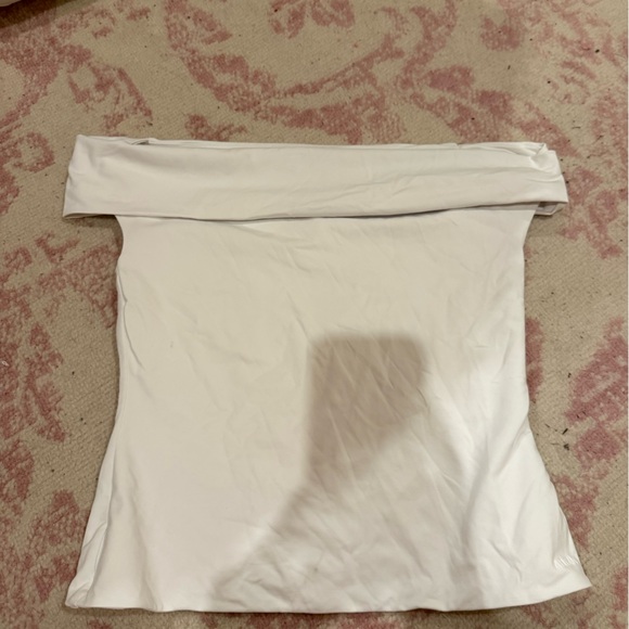 Aritzia Tops - Aritzia White Off-Shoulder Crop Top